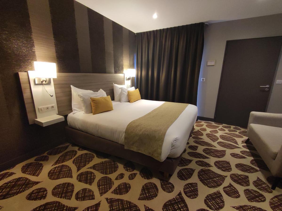 Contact Hotel Le Provencal Bordeaux Lac Bagian luar foto