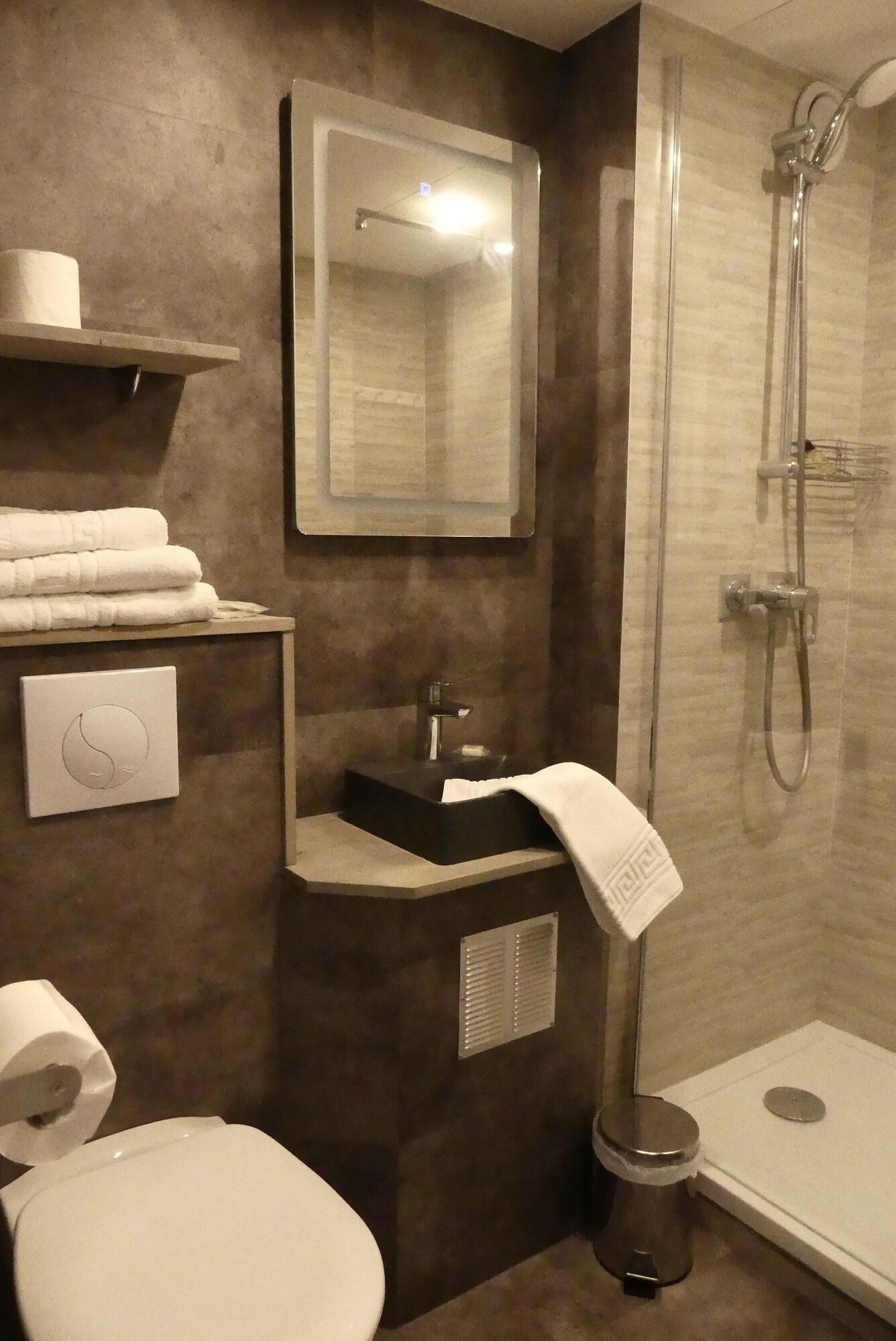 Contact Hotel Le Provencal Bordeaux Lac Bagian luar foto